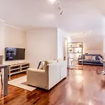 Bbhome Penthouse Bright And Elegant Metro Conca D'oro * ローマ