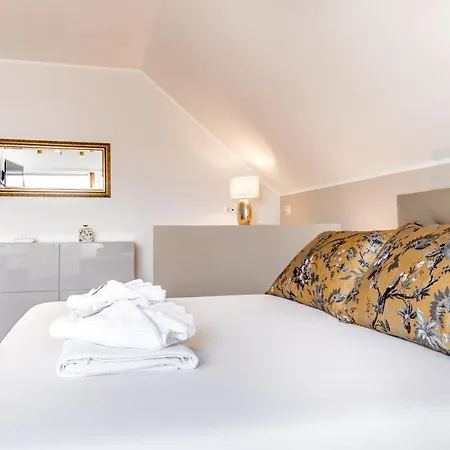 公寓 Bbhome Penthouse Bright And Elegant Metro Conca D'oro *