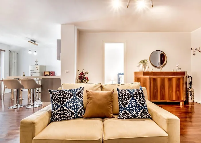 Apartamento Bbhome Penthouse Bright And Elegant Metro Conca D'oro *