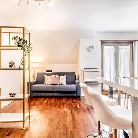 Bbhome Penthouse Bright And Elegant Metro Conca D'oro *