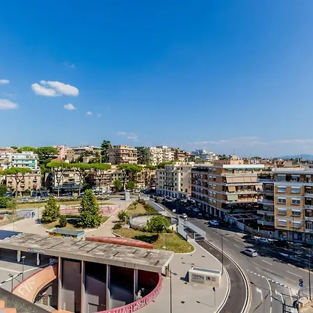 Bbhome Penthouse Bright And Elegant Metro Conca D'oro Rome
