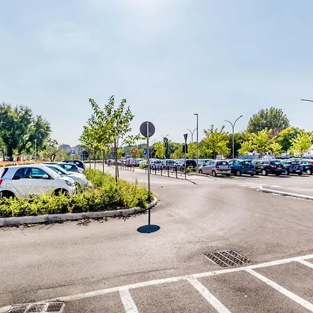 Bbhome Penthouse Bright And Elegant Metro Conca D'oro Appartamento *