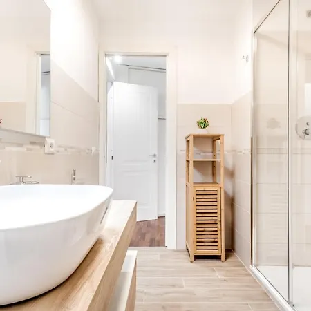 Bbhome Penthouse Bright And Elegant Metro Conca D'oro Apartment Rome
