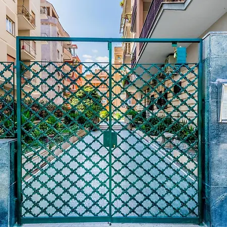 Bbhome Penthouse Bright And Elegant Metro Conca D'oro *
