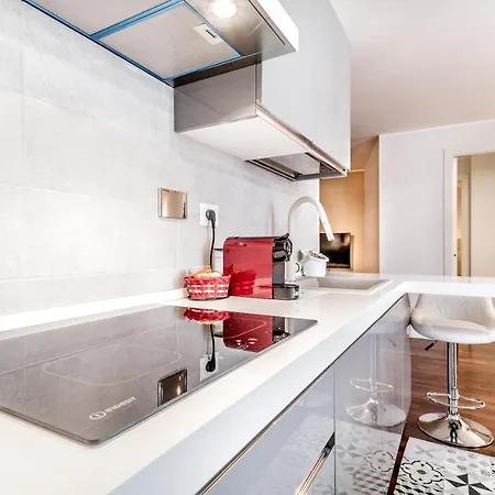Apartment Bbhome Penthouse Bright And Elegant Metro Conca D'oro